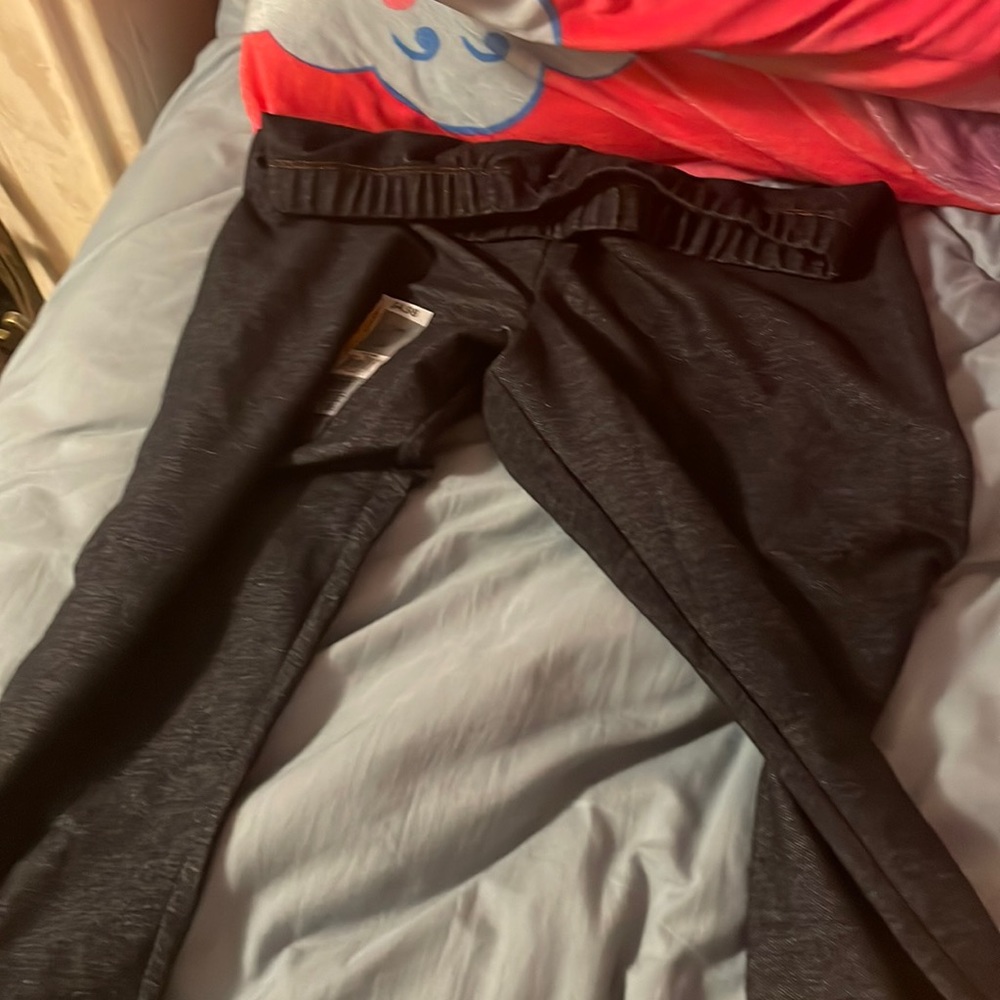 Brand spanking new capris!
